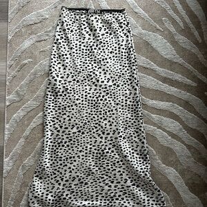 Audrey 3+1 Black and White Spotted Maxi Skirt